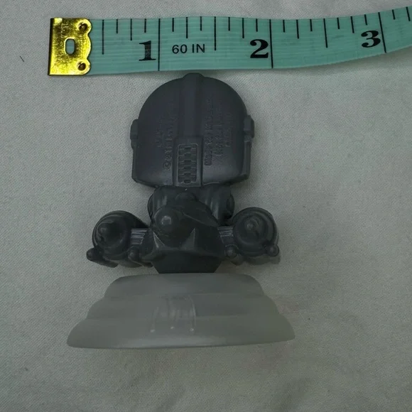 Disney Collectible 100th Anniversary Celebration DinDjarin Mandalorian Star Wars - Picture 4 of 4